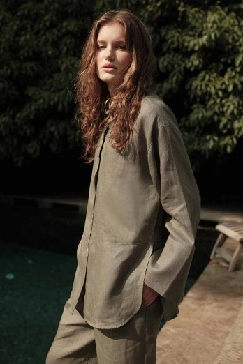 Hooopstore - %100 Keten Kesik Detaylı Dökümlü Adaçayı Gömlek (1)