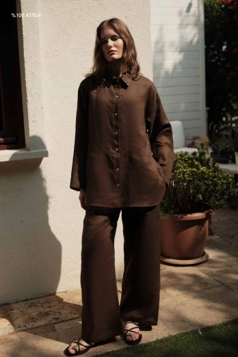 Hooopstore - %100 Keten Kesik Detaylı Dökümlü Kahve Gömlek