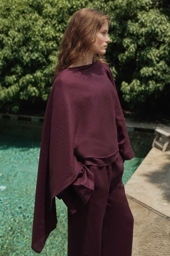 Hooopstore - %100 Keten Pelerin Detaylı Dökümlü Bordo Bluz (1)