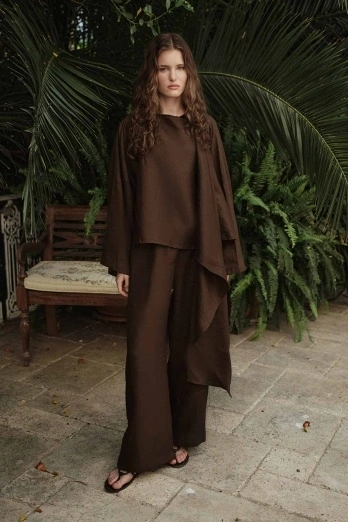 Hooopstore - %100 Keten Pelerin Detaylı Dökümlü Kahve Bluz (1)
