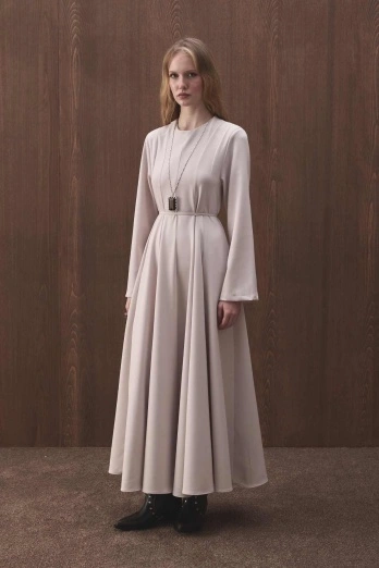 Hooopstore - Belden Oturma Detaylı Taş Elbise