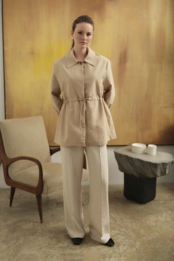 Hooopstore - Büzgü Detaylı Kum Beji Ceket (1)