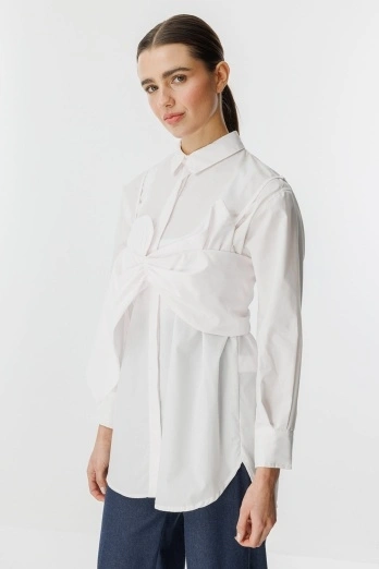 Hooopstore - Fiyonk Detaylı Beyaz Gömlek (1) Hooopstore - Fiyonk Detaylı Beyaz Gömlek (1)