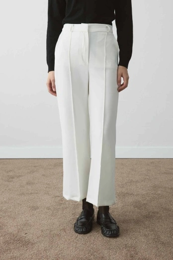 Hooopstore - Flare Beyaz Pantolon (1)