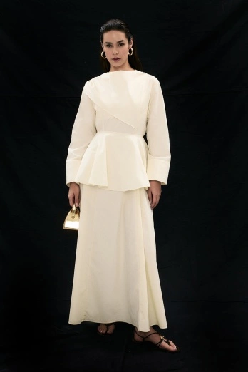 Hooopstore - Flow Pelerin Detaylı Poplin Krem Elbise (1)