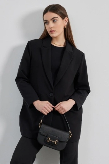 Hooopstore - Metal Toka Kapaklı Siyah Çanta (1) Hooopstore - Metal Toka Kapaklı Siyah Çanta (1)