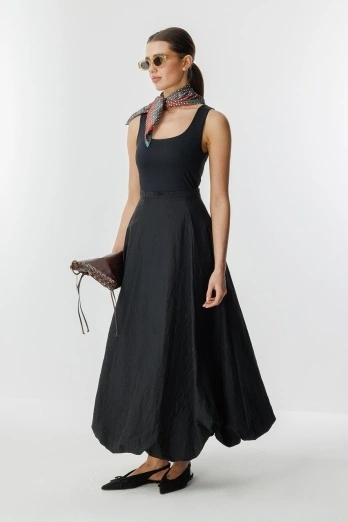 Hooopstore - Linda Balon Form Siyah Etek Hooopstore - Linda Balon Form Siyah Etek