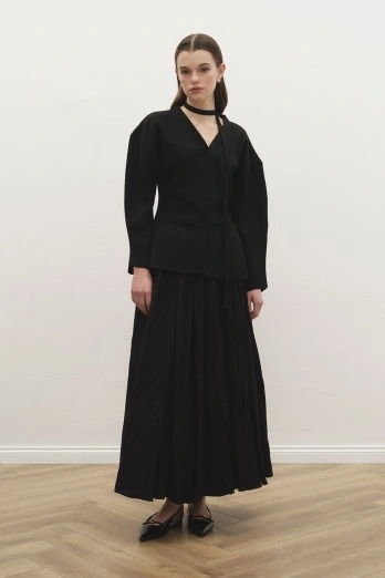 Hooopstore - Long Pilise Siyah Etek (1) Hooopstore - Long Pilise Siyah Etek (1)