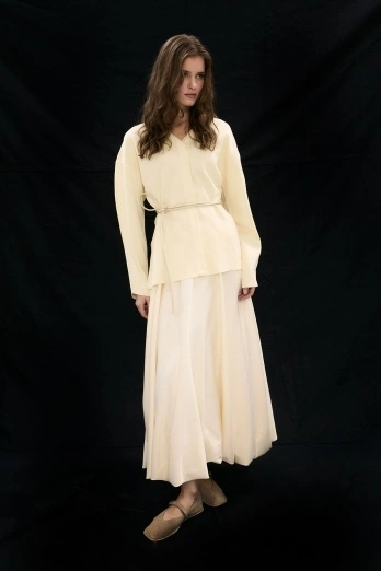 Hooopstore - Naye Belden Oturtma Merserize Krem Hırka Hooopstore - Naye Belden Oturtma Merserize Krem Hırka