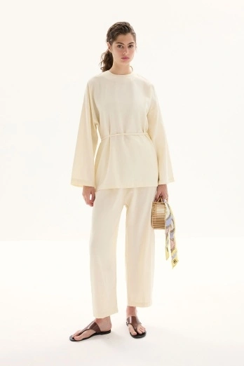 Hooopstore - Organik Karışımlı Bisiklet Yaka Vanilya Bluz (1)