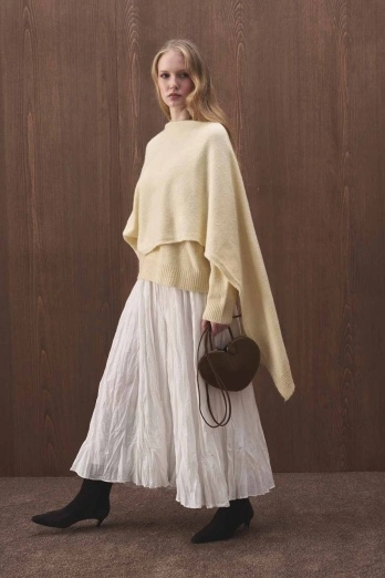 Hooopstore - Pelerin Detaylı Triko Tereyağı Sarısı Kazak (1) Hooopstore - Pelerin Detaylı Triko Tereyağı Sarısı Kazak (1)