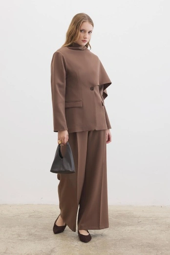 Hooopstore - Pelerin Detaylı Vizon Blazer Ceket