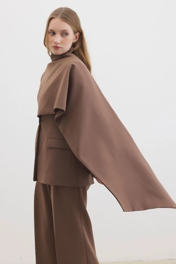 Hooopstore - Pelerin Detaylı Vizon Blazer Ceket (1)