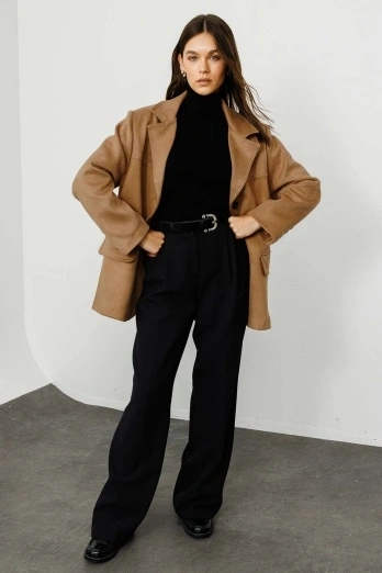 Hooopstore - Pile Detaylı Siyah Palazzo Pantolon Hooopstore - Pile Detaylı Siyah Palazzo Pantolon