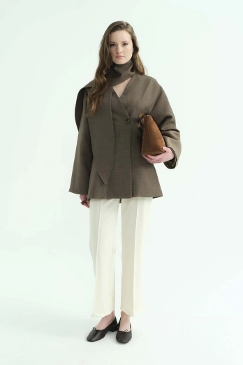 Hooopstore - Premium Fular Bağlamalı Vizon Ceket (1)