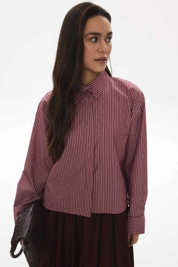 Hooopstore - Taş İşlemeli Çizgili Bordo Gömlek