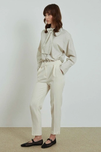 Hooopstore - Ütü İzli Havuç Kesim Krem Pantolon