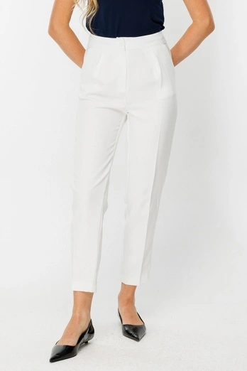 Hooopstore - Ütü İzli Havuç Kesim Beyaz Pantolon (1)