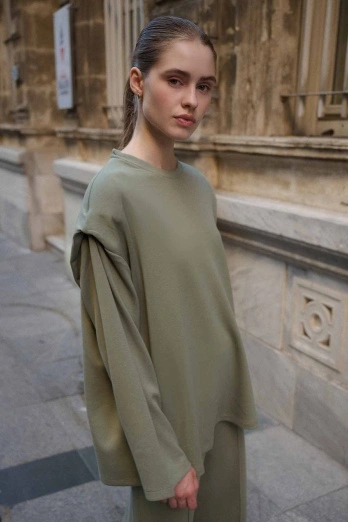 Hooopstore - Vatkalı Compact Pamuk Çağla Sweatshirt