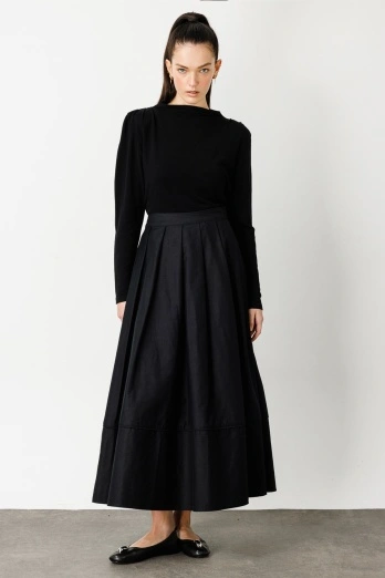 Hooopstore - Vatkalı Crop Siyah Top