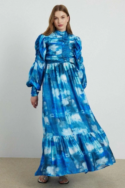 Ameliya Baskılı Saten Mavi Elbise