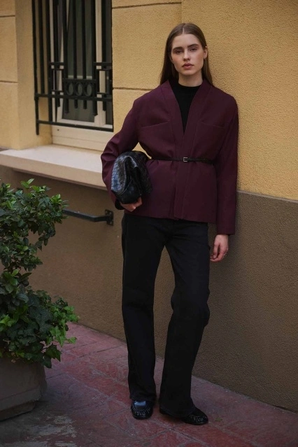 Andera Deri Kemer Detaylı Bordo Ceket Andera Deri Kemer Detaylı Bordo Ceket