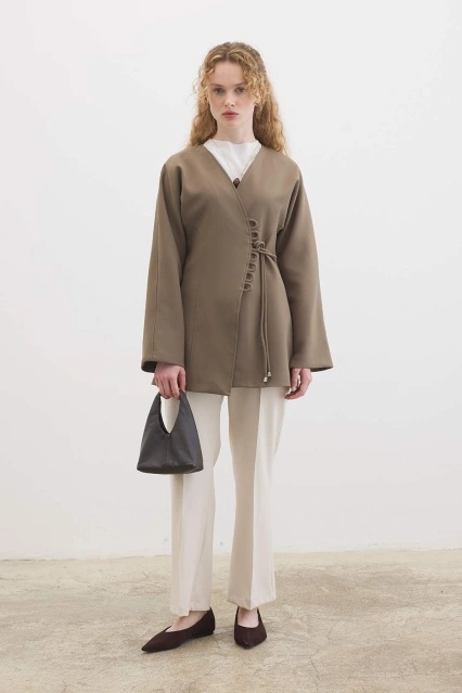Bağlama Detaylı Koyu Haki Ceket