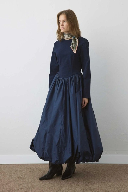 Balon Form Etekli Lacivert Elbise