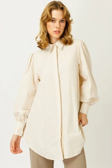 Balon Kollu Basıc Bej Gömlek