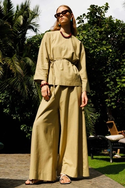 Organik Karışımlı Bisiklet Yaka Çağla Bluz