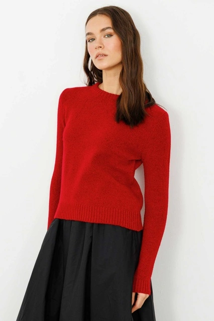 Bisiklet Yaka Fit Triko Kırmızı Kazak