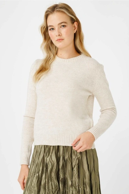 Bisiklet Yaka Fit Triko Krem Kazak