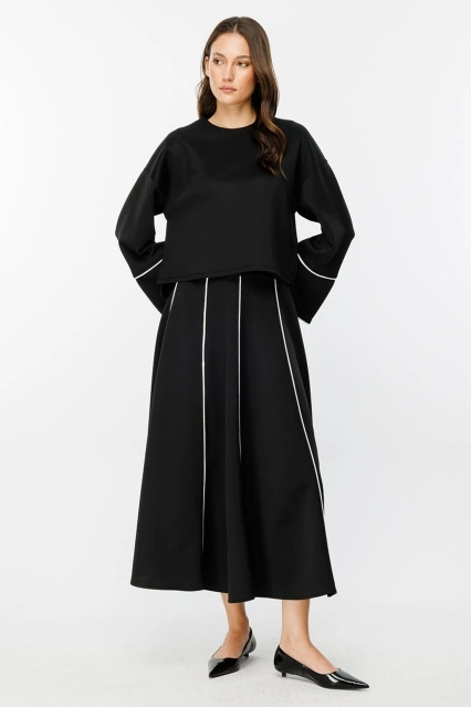 Biyeli Detaylı Scuba Siyah Etek Takım