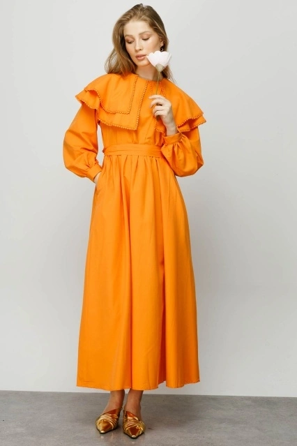 Brode Şerit Detaylı Oranj Elbise Brode Şerit Detaylı Oranj Elbise