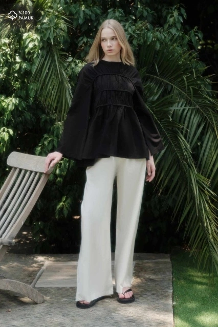 Büzgü Detaylı Vual Siyah Tunik