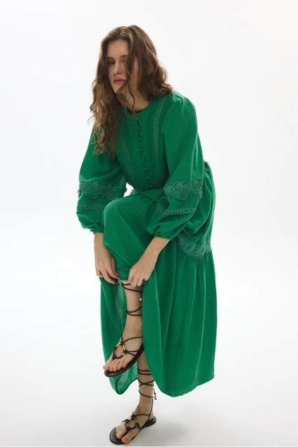 Çiçek Şerit Detaylı Benetton Yeşili Elbise