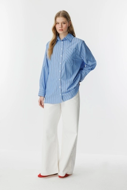 Çizgili Oversize Mavi Gömlek