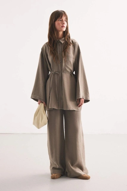 Dikiş Detaylı Rahat Vizon Pantolon Takım