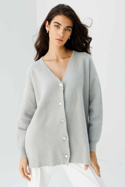 Düğme Detaylı Gri Hırka