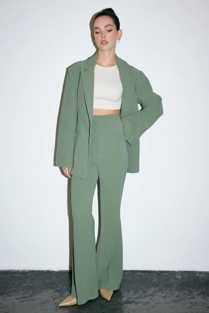 Flare Kesim Kumaş Haki Pantolon