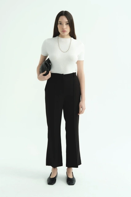 Flare Siyah Pantolon