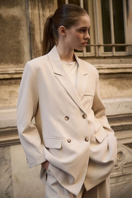 Frame Dokulu Taş Blazer Ceket Frame Dokulu Taş Blazer Ceket