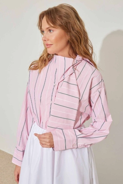 Fular Yaka Pembe Gömlek