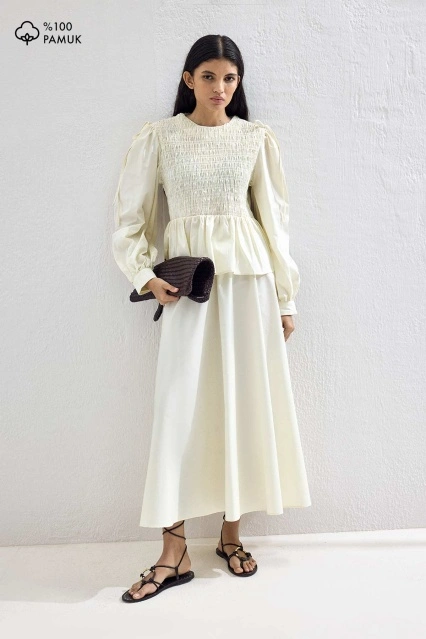 Gipe Detaylı Vanilya Etek Takım