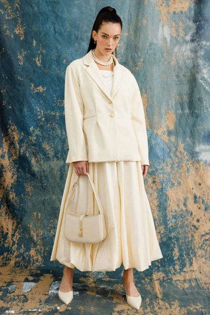 Gold Düğmeli Blazer Krem Ceket