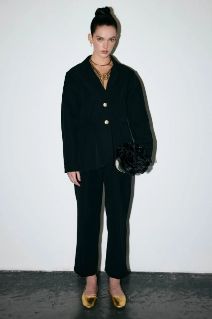 Gold Düğmeli Blazer Siyah Ceket