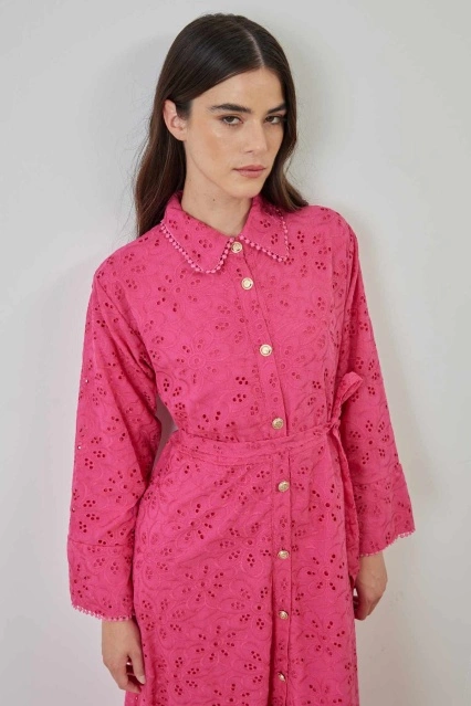 Gold Düğmeli Fuşya Brode Elbise