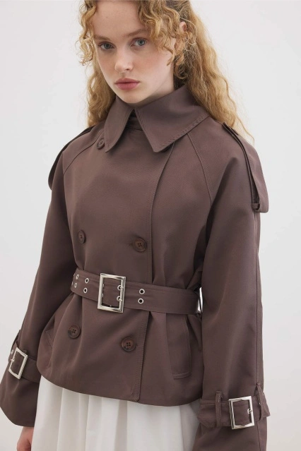 Kemerli Kısa Çikolata Trençkot