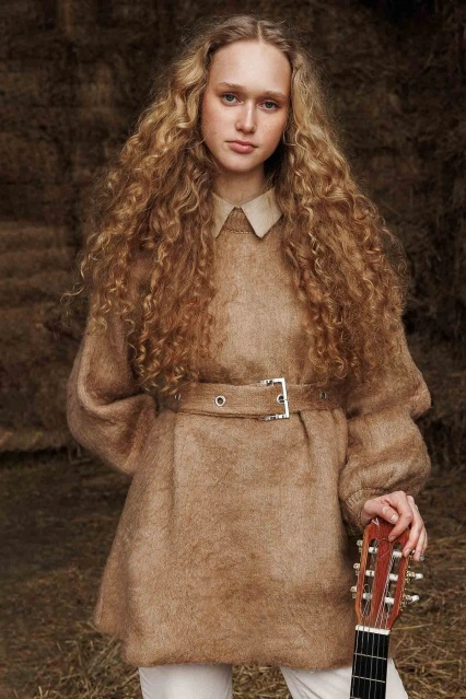 Kemerli Kuş Gözlü Camel Kazak