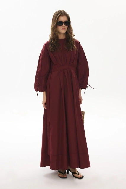 Kolları İp Bağlama Detaylı Bordo Elbise